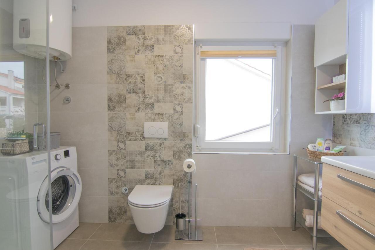 Apartment Neda Krk Town Exterior photo